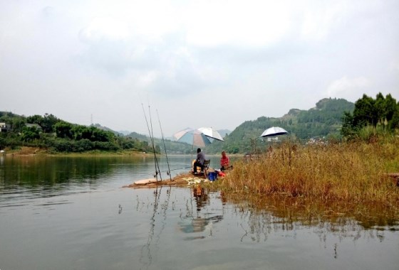 龙泉湖