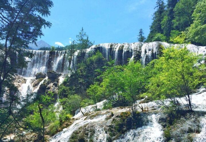 西游记取景地，美丽的九寨沟珍珠滩瀑布